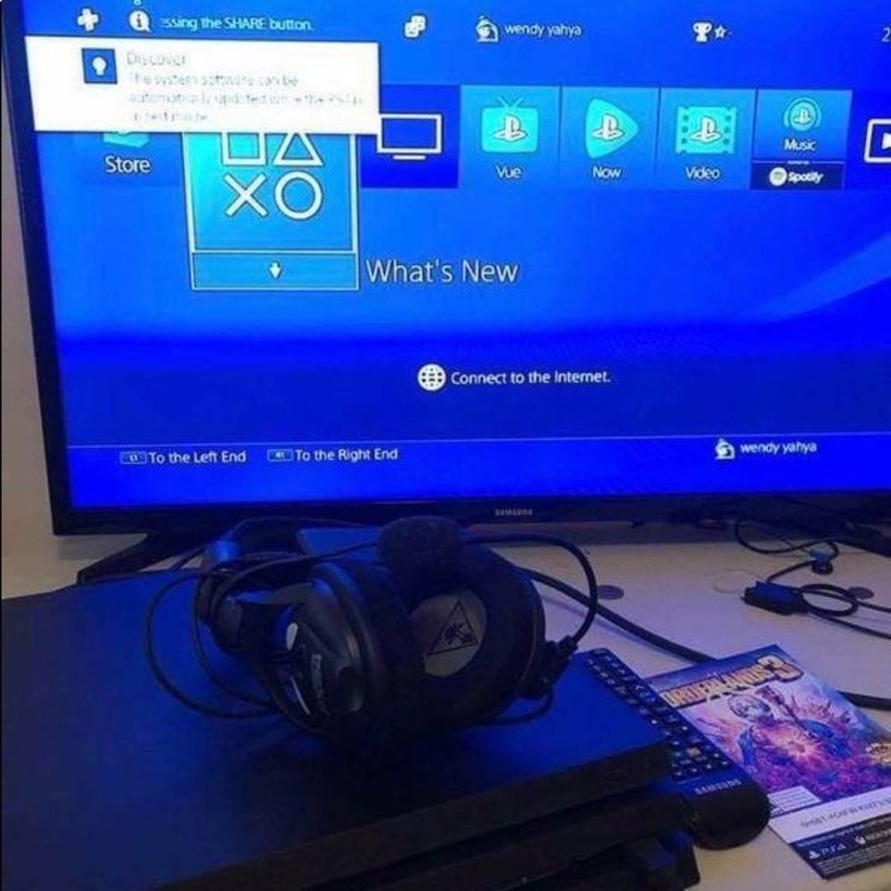 PS4